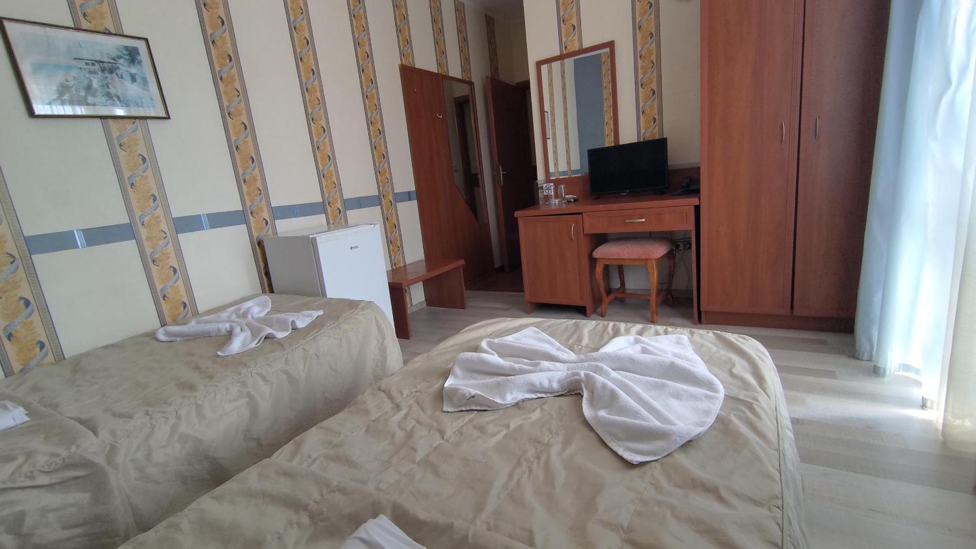 Lotos Hotel 巴尔奇克 外观 照片