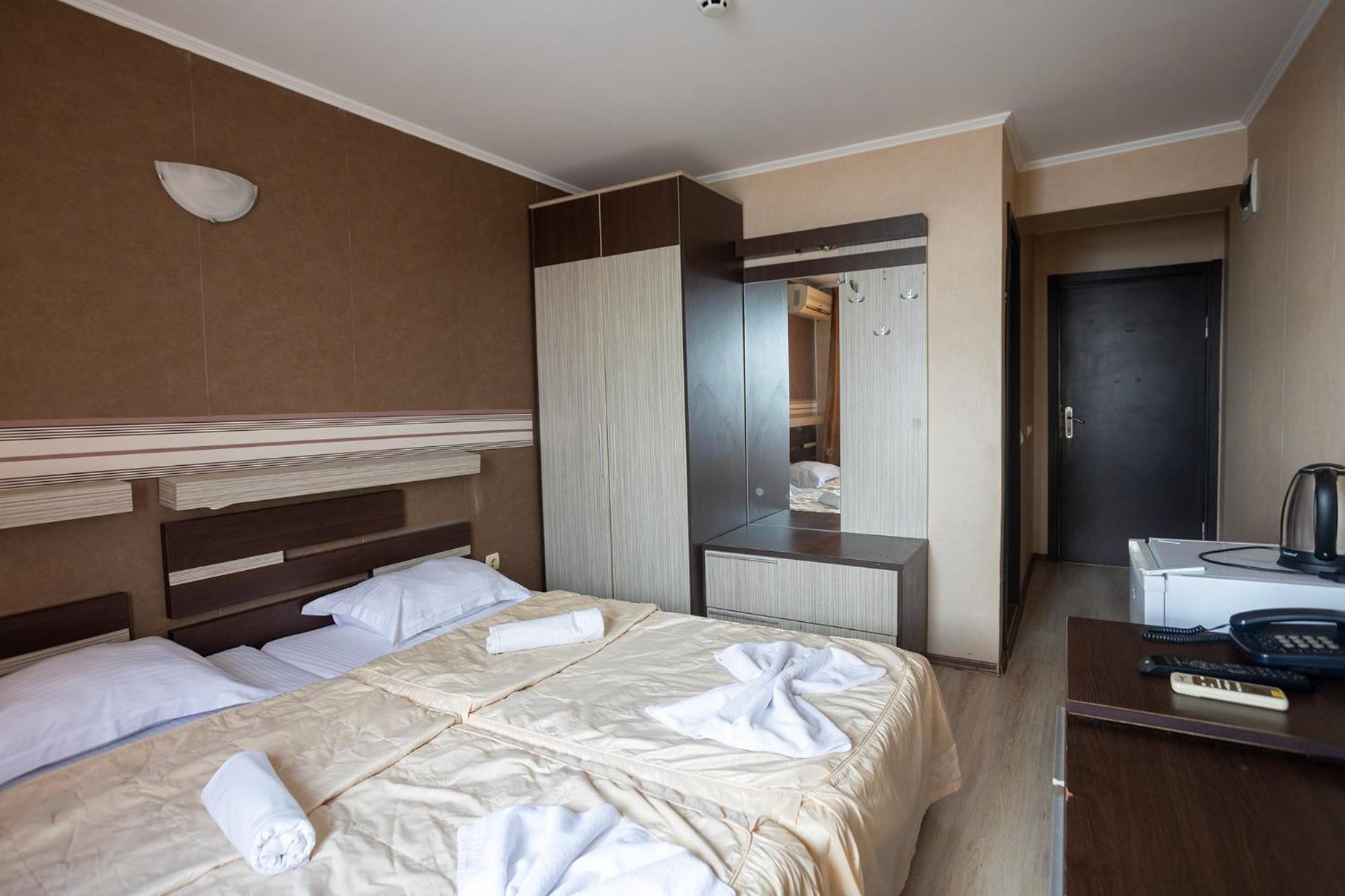 Lotos Hotel 巴尔奇克 外观 照片