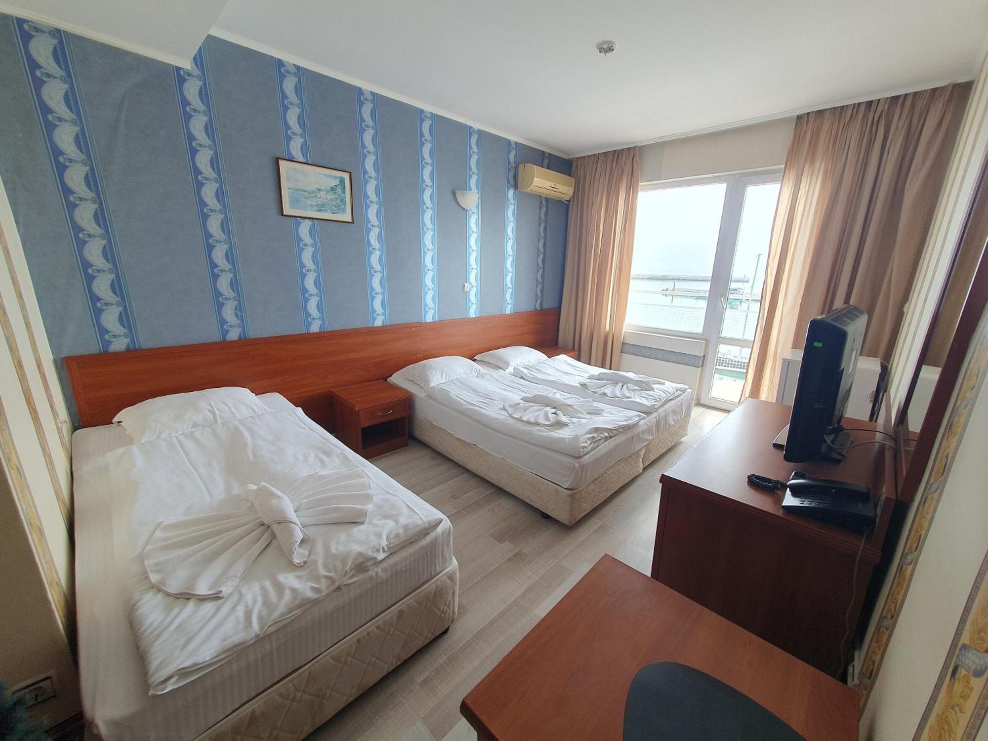 Lotos Hotel 巴尔奇克 外观 照片