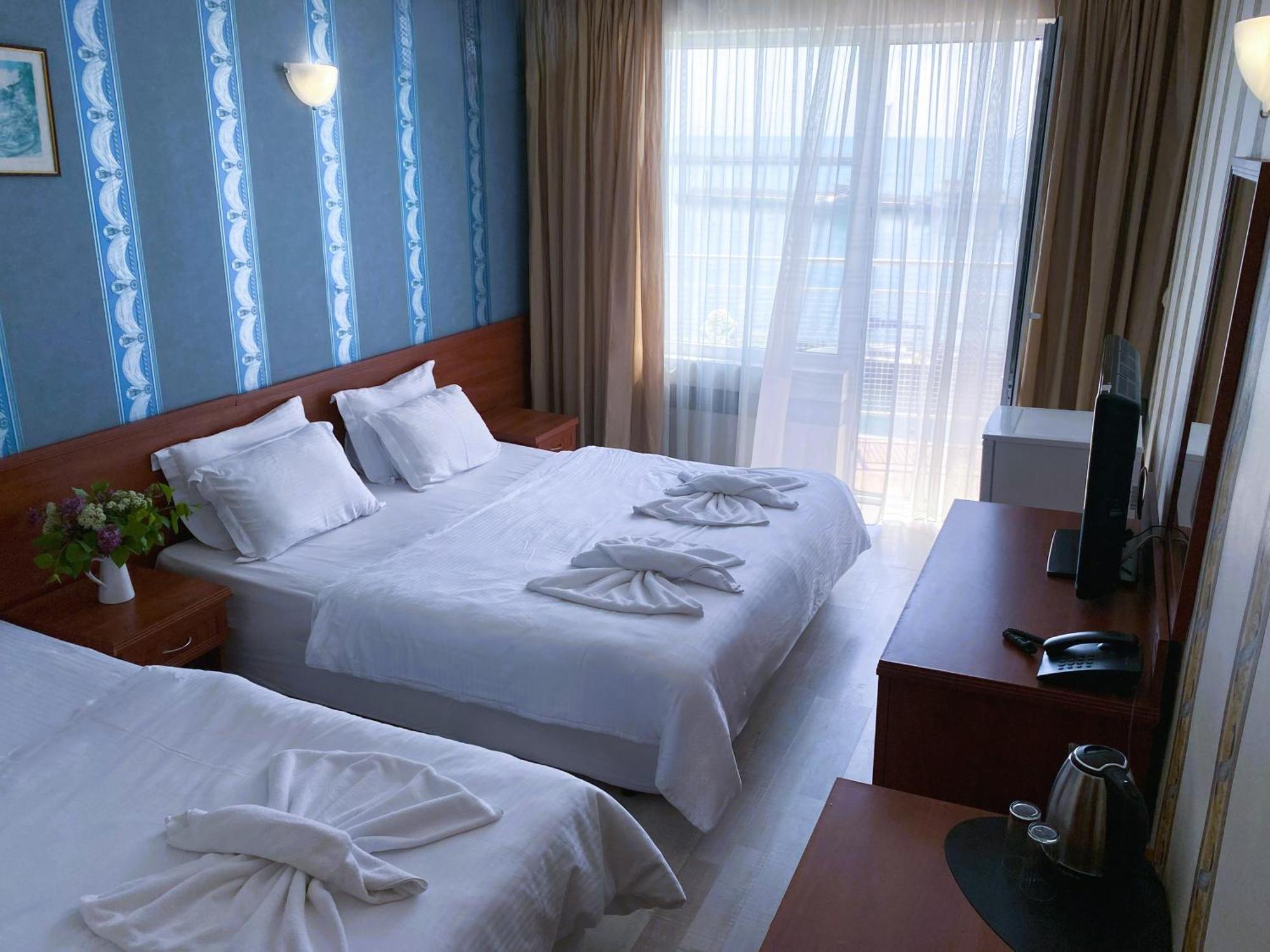 Lotos Hotel 巴尔奇克 外观 照片