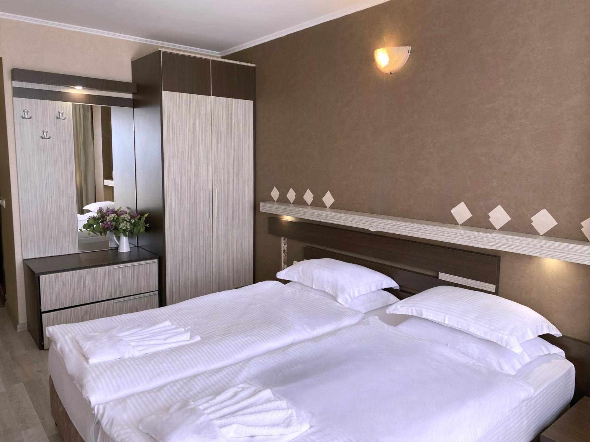 Lotos Hotel 巴尔奇克 外观 照片