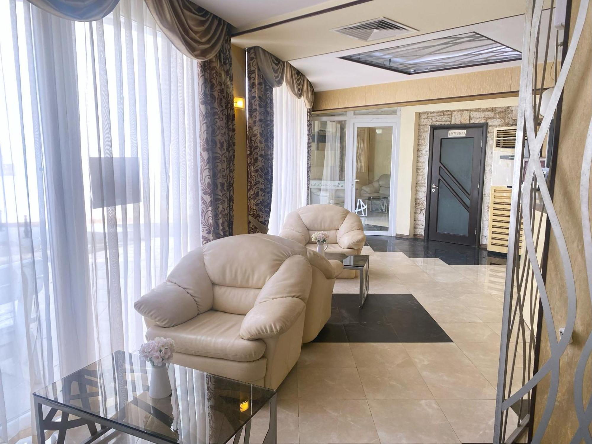 Lotos Hotel 巴尔奇克 外观 照片
